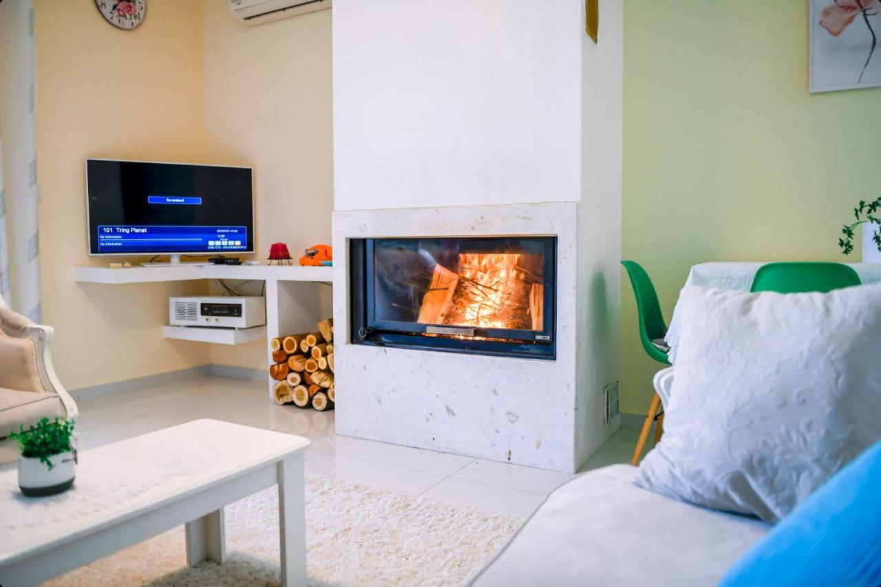 Villa Kuci, Drobonik בראט מראה חיצוני תמונה